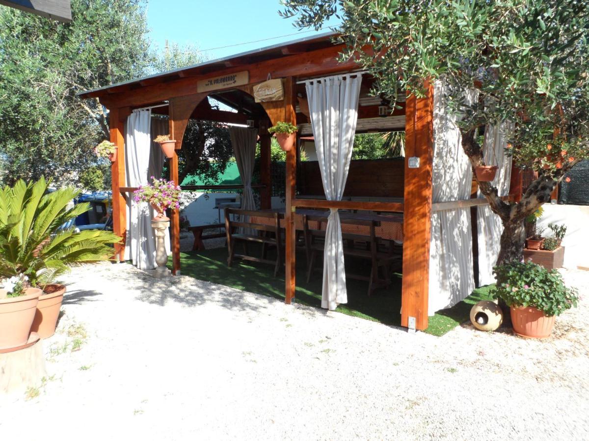 B&B Il Palombaro Уджано-ла-Кьеза Экстерьер фото